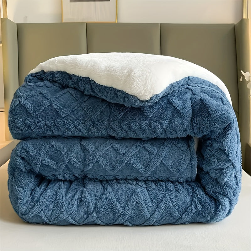 A Piece Of High-quality Thickened Velvet Blanket, Soft100% Superfine Fiber Filling, Light Beige Soft Polyester Fabric, Suitable for Bedrooms And Hotel Rooms(Pillowcases Are Not Included), Winter Warmth Blanket, Fluffy Quilt,